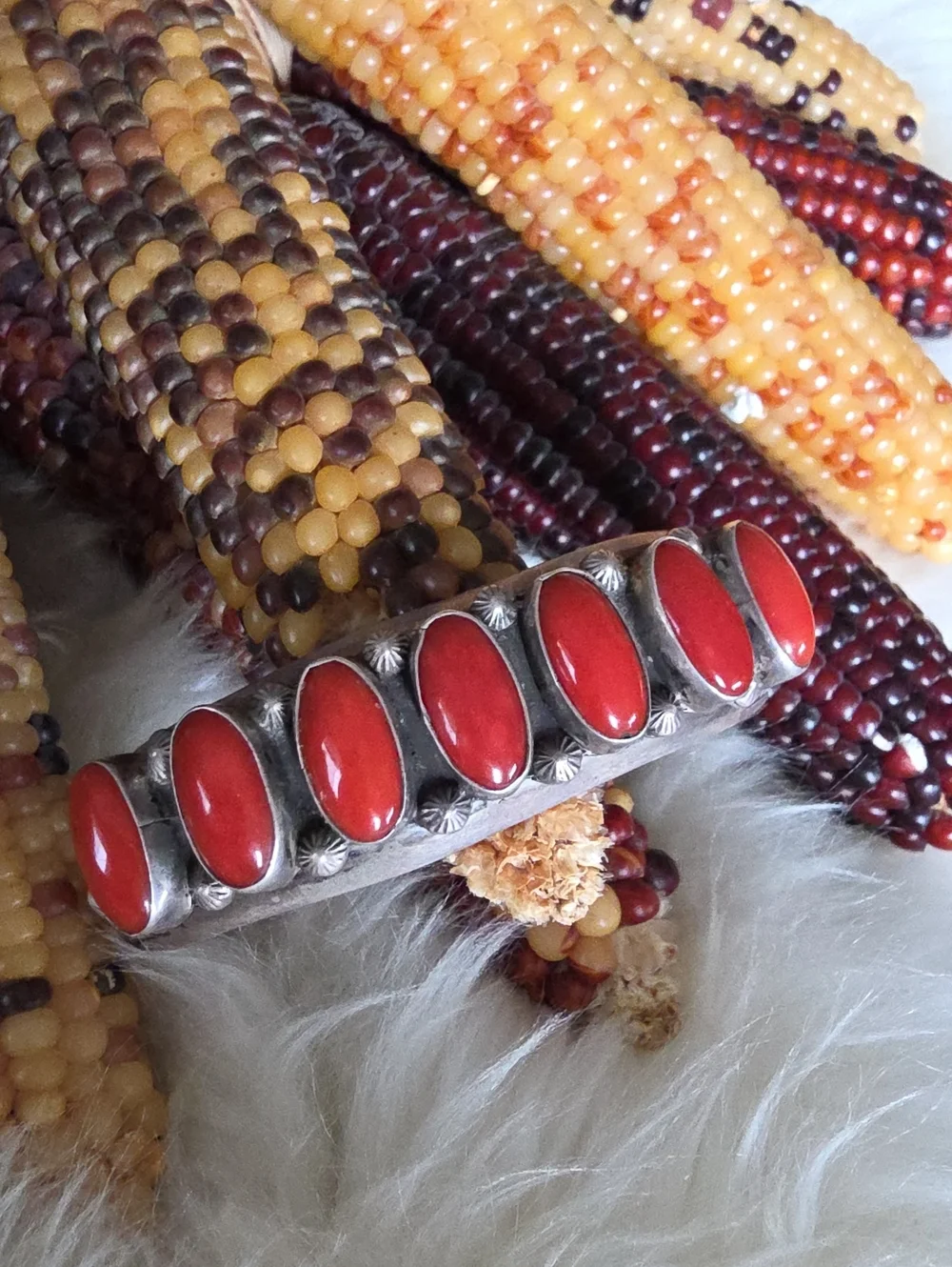 Amazing Native American Navajo Coral & Sterling Cuff By Marie Silver ❤️🎁🩶🪸